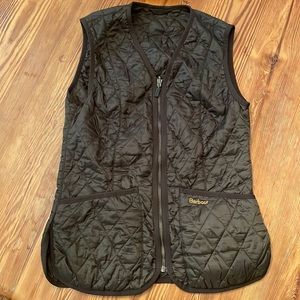 Barbour green quilted liner size 4